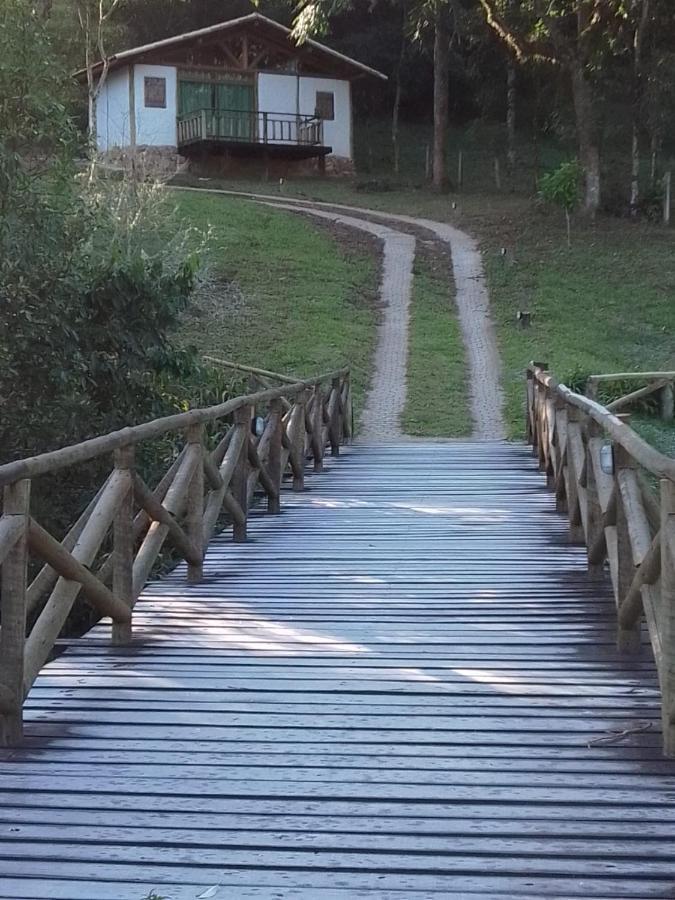 Chale Opucv Villa Goncalves Exterior photo